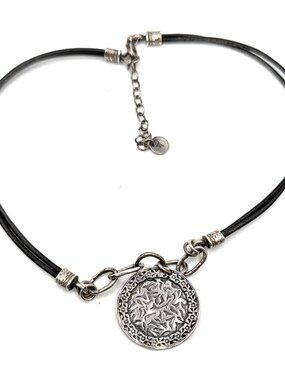 N1711 Retired Silpada Silver Pendant Necklace